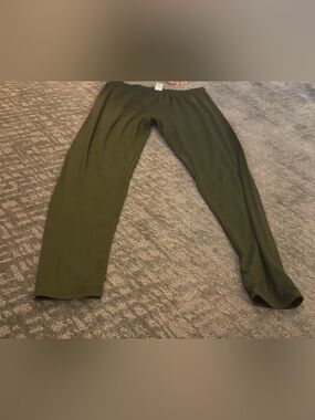 Wide-Leg Olive Green Womens Pull-On Pants